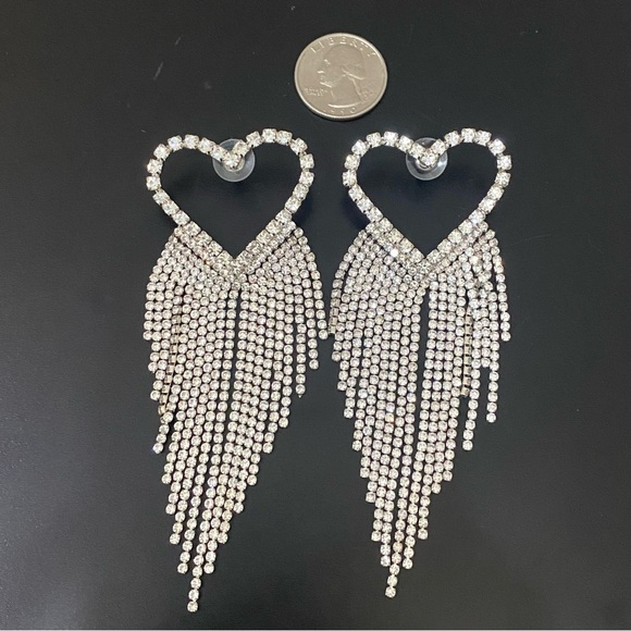 Unsigned Silver-tone Heart Fringe Tassel Bling Rhinestones Drop Earrings 25g. - Picture 9 of 13